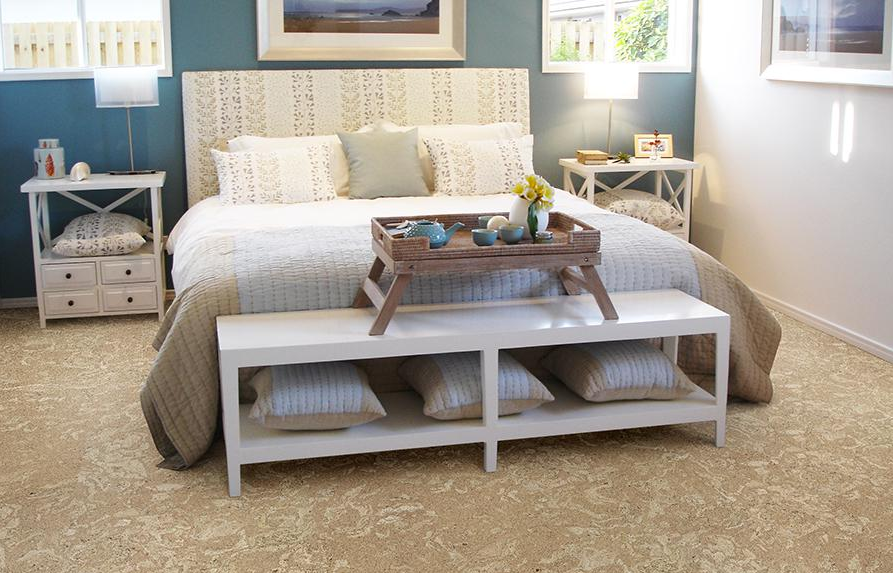 Пробковый пол клеевой Corkstyle Eco Cork Madeira Sand 915×305×6 фото в интерьере